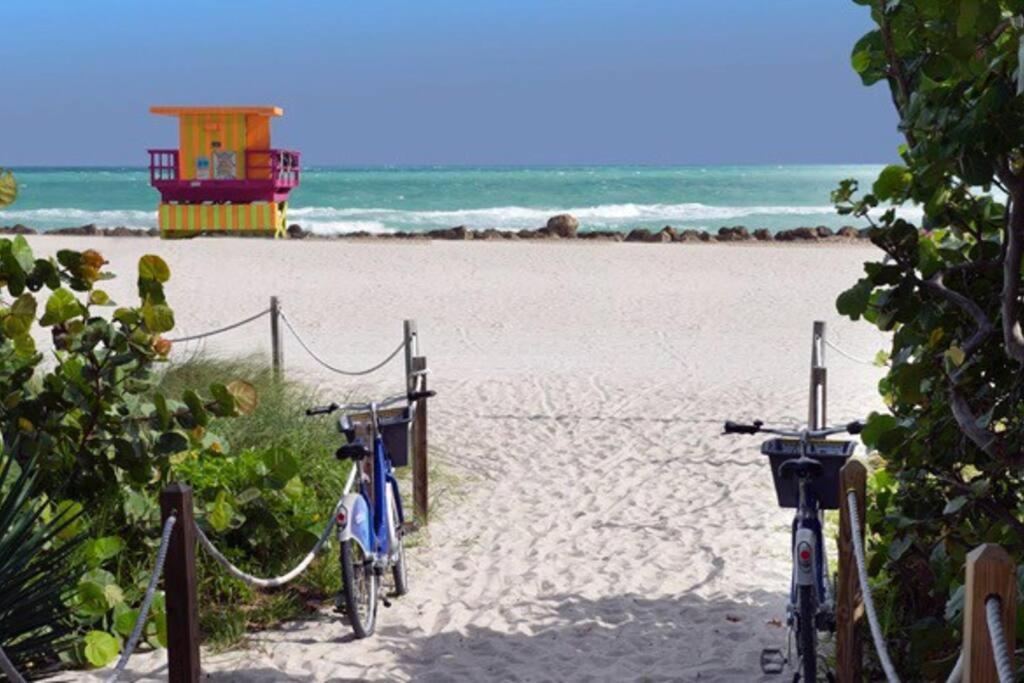 Apartment Right On The Beach! Miami Beach Buitenkant foto